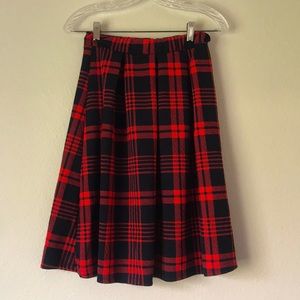 Knee-Length Plaid Skirt with Elastic Waist